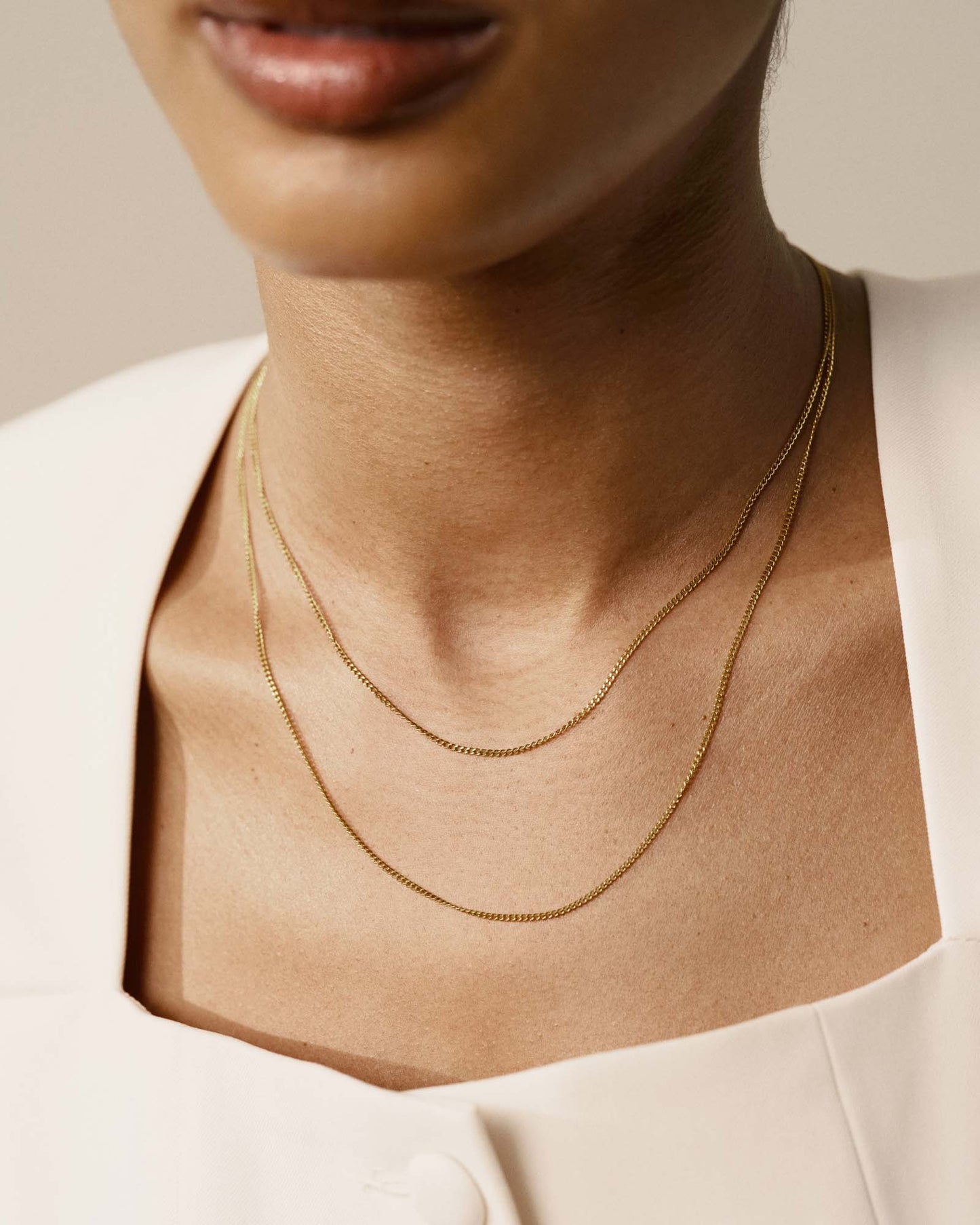 Thin Curb Chain Gold Small Necklace