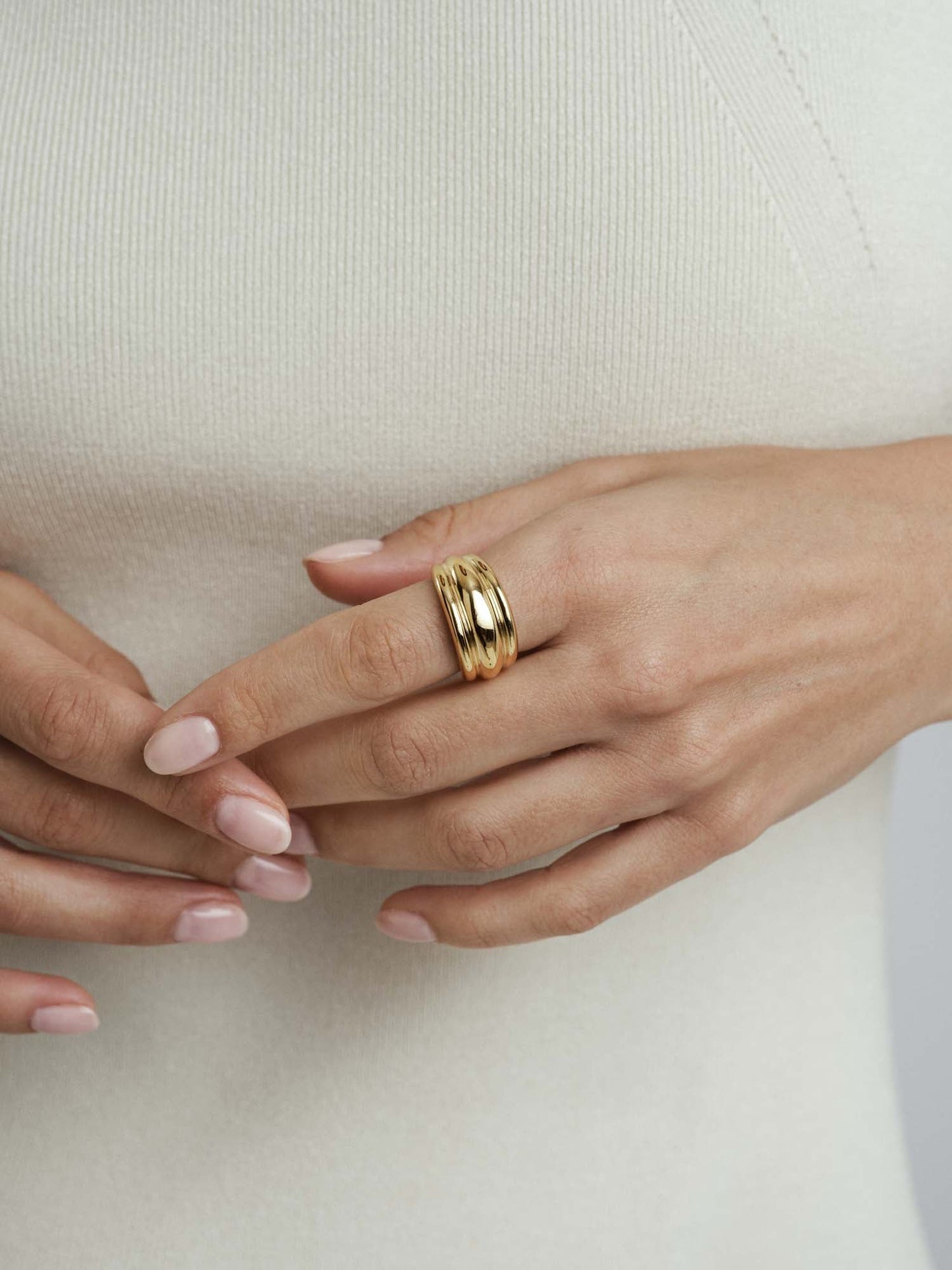 Anillo Deco Ribbed