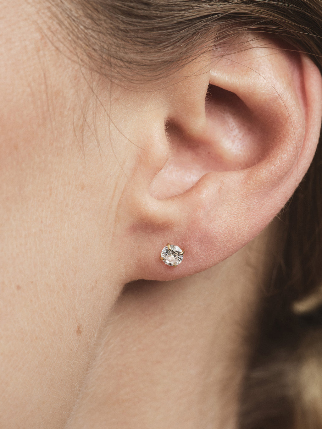 Jolie White Medium Studs