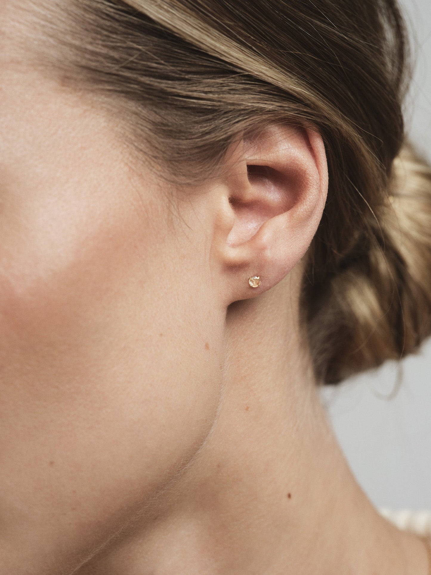 Jolie Champagne Small Studs