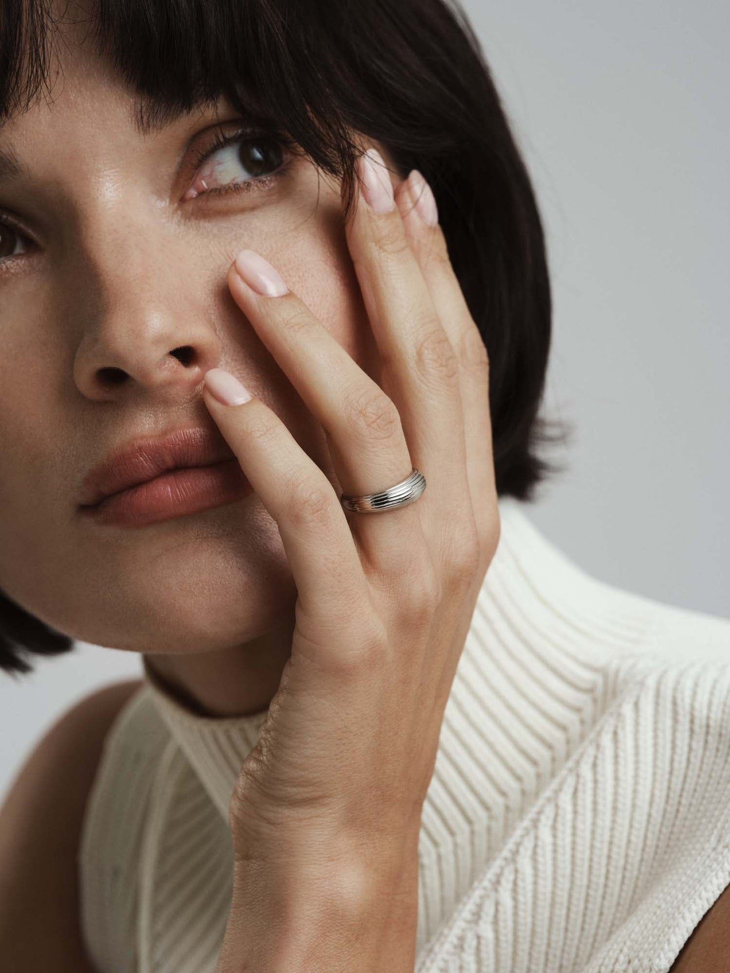 Anillo Edge Ribbed
