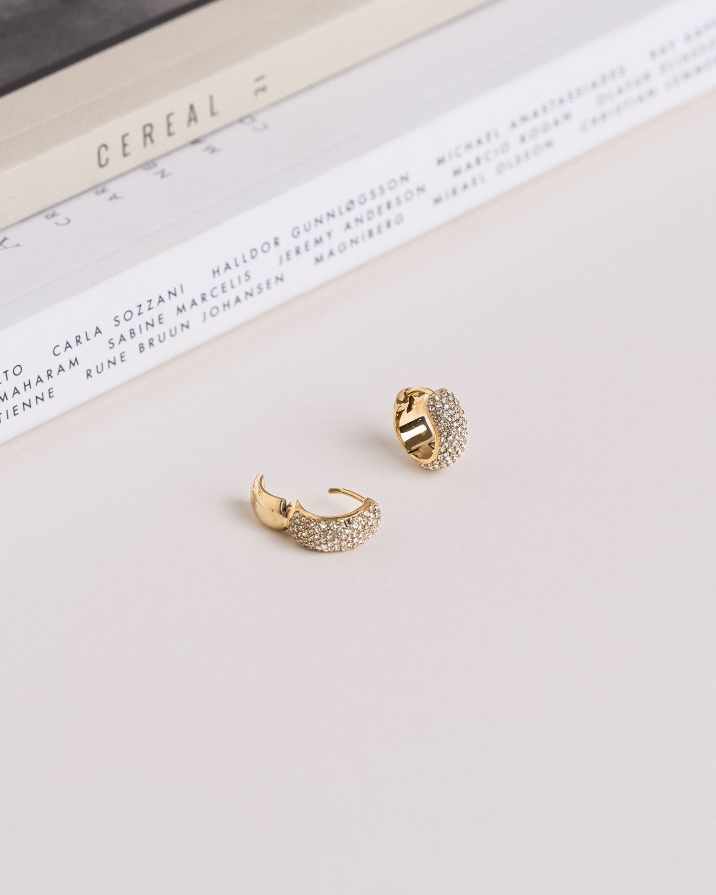 Amour Hoops Small