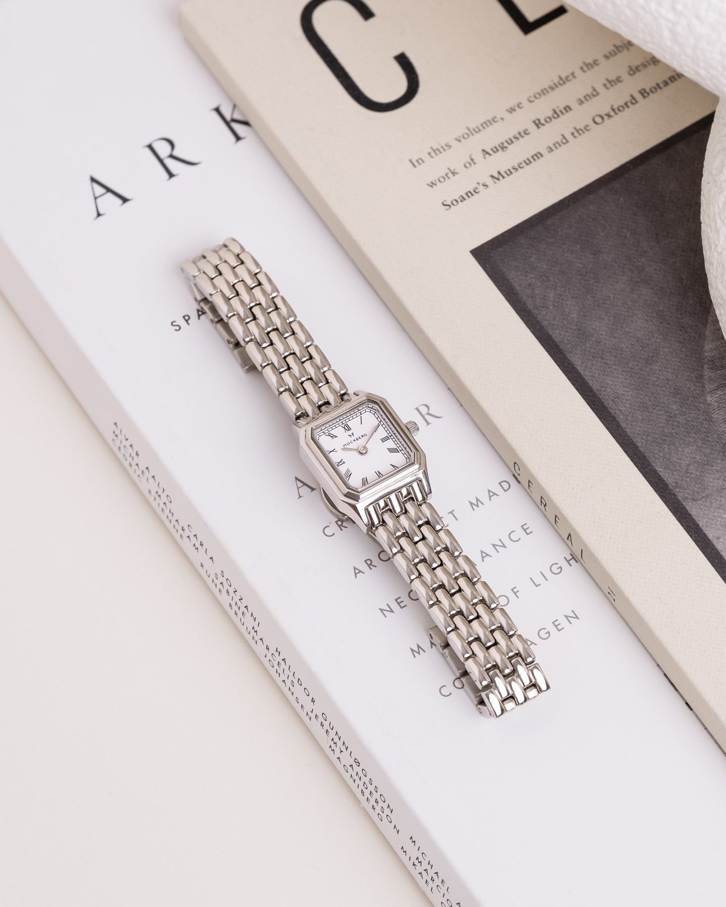 Classic Watch 25 mm