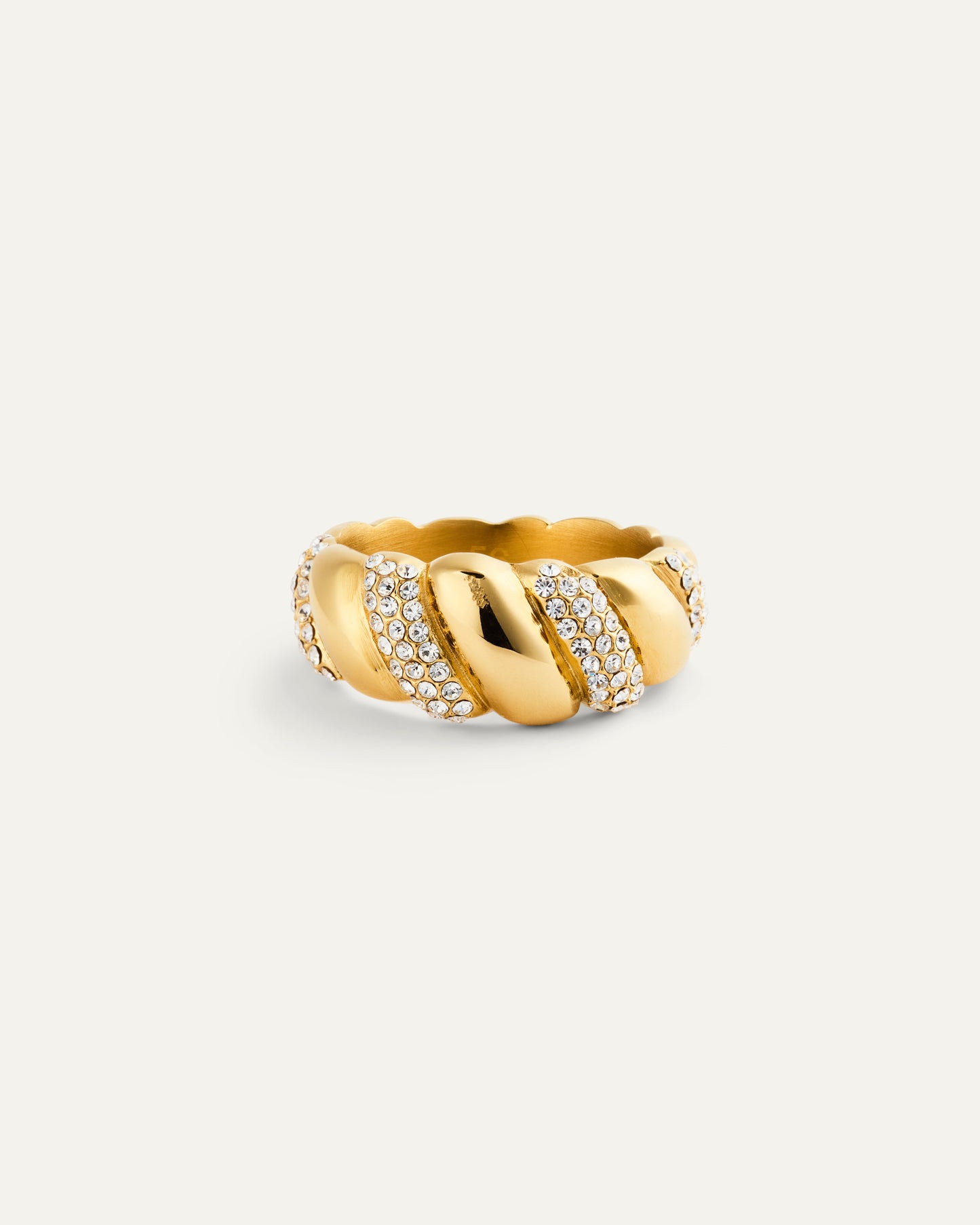 Noela Ring