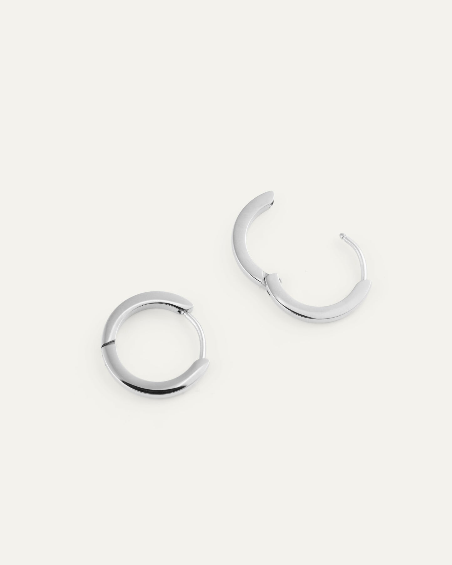 Classic Hoops Medium