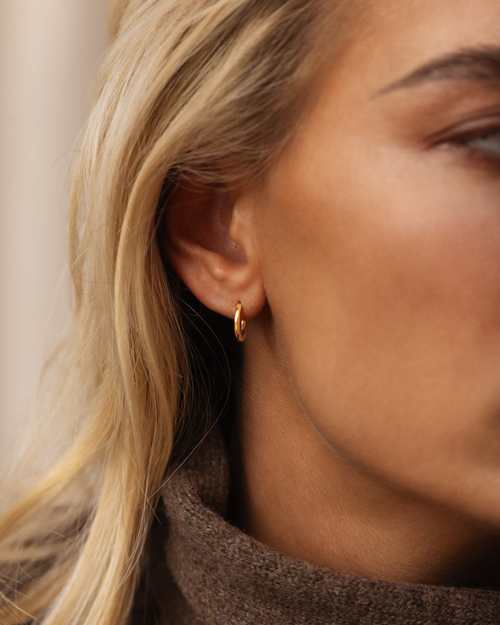 Slim Small Hoops